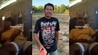 คลิปหลุด มาเเรง หลุดนายอั๋น น้องมายด์ปล่อยคลิปนายอั๋นกาฬสินธุ์ ใส่เสื้อเหลือง เจอสาวๆบอกให้ชักว่าวโชว์งานนี้เลยจัดให้ ชักว่าวจนน้ำกระเด็นไปโดนหน้าเด็ดเสร็จไปหลายน้ำ